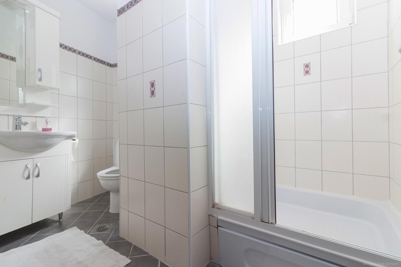 Villa Dudan Lakeview Охрид Екстер'єр фото